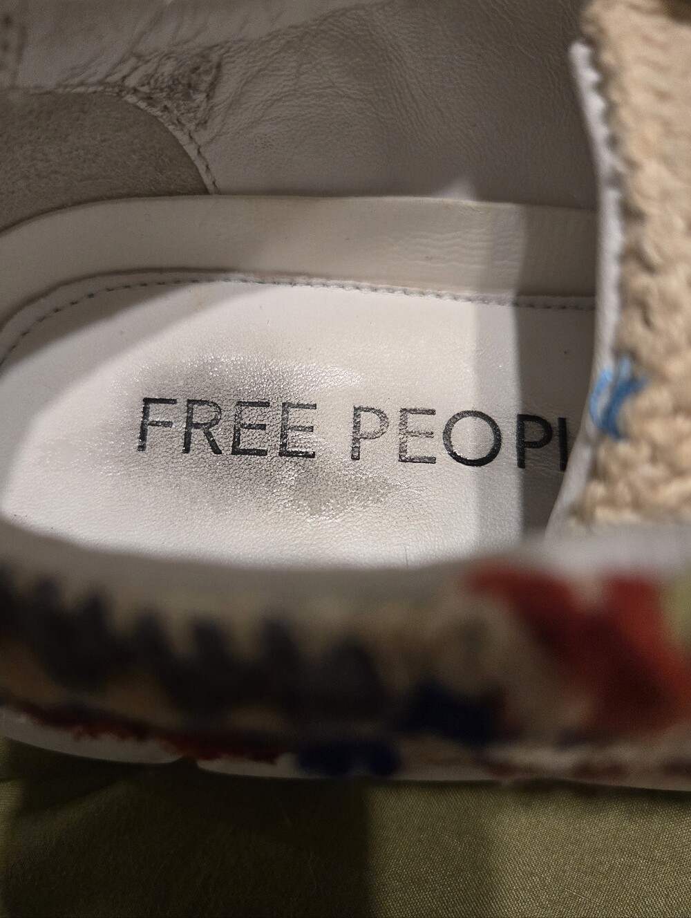 Free People "Catch Me If You Can"  Crochet Sneakers Boho Grandma Core  SZ 39/8.5 - Picture 9 of 9